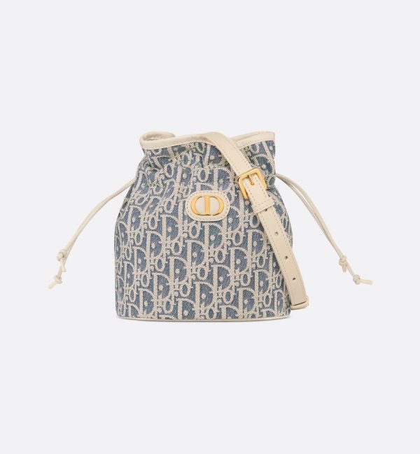30 Montaigne Bucket bags