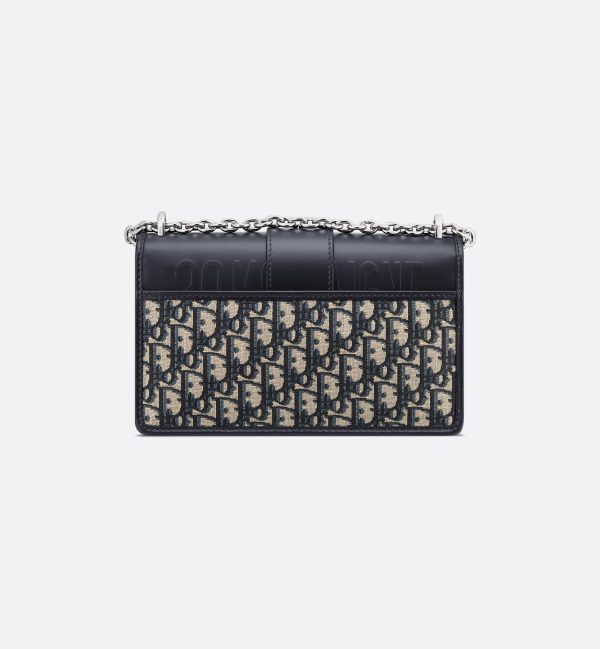 30 Montaigne Chain bag