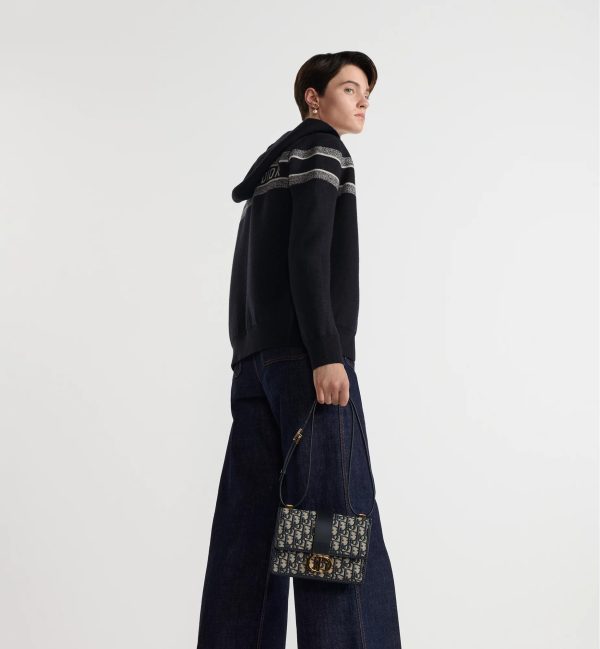 30 Montaigne