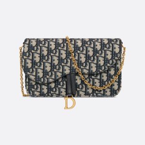 Chain handbag