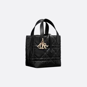 Dior Toujours Vertical
