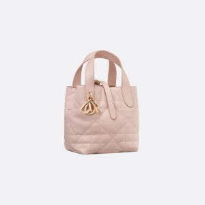 Dior Toujours Vertical