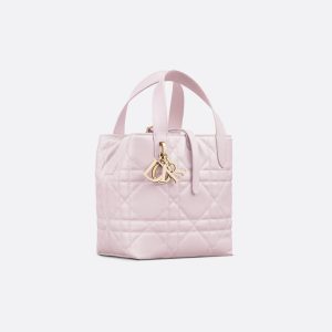Dior Toujours Vertical